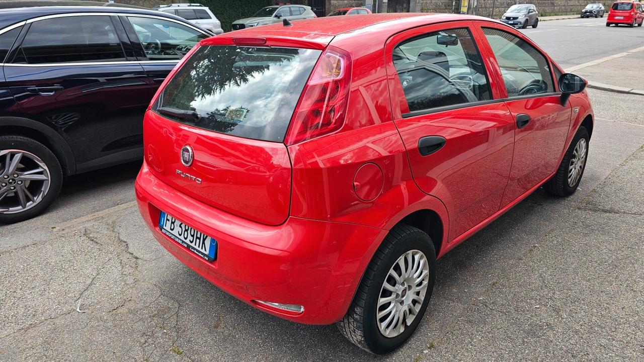 Fiat Punto 1.4 8V 5 porte Natural Power Street