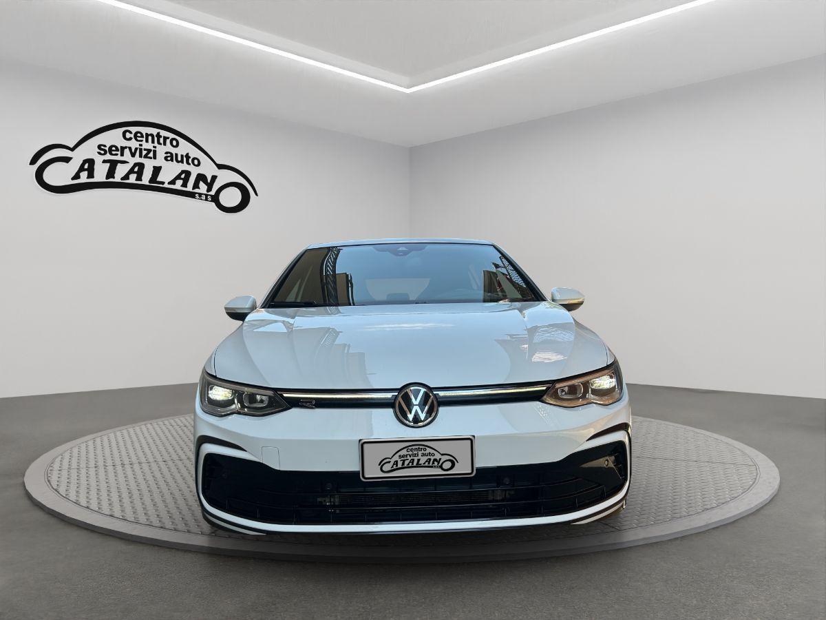 VOLKSWAGEN - Golf - Golf VIII 2.0 tdi R-Line 150cv dsg TETTO TELECAMERA