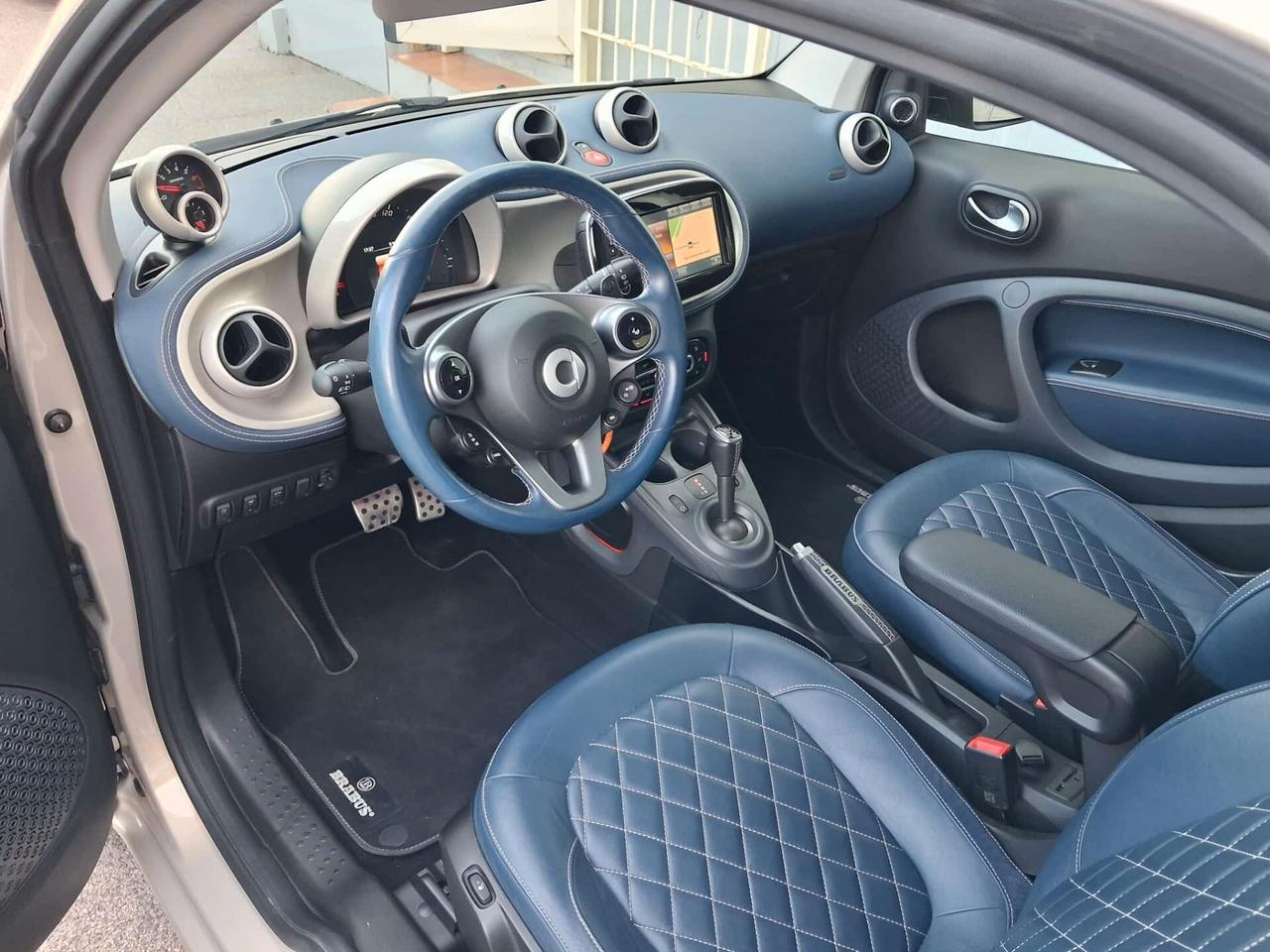 Smart ForTwo BRABUS 0.9 TURBO 109 C.V. ALLESTIMENTO ASTON MARTIN UNICA