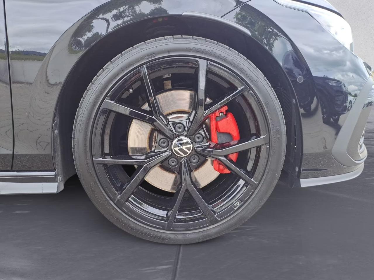 Volkswagen Golf GTI 2.0 TSI DSG PANO/DCC/MATRIX