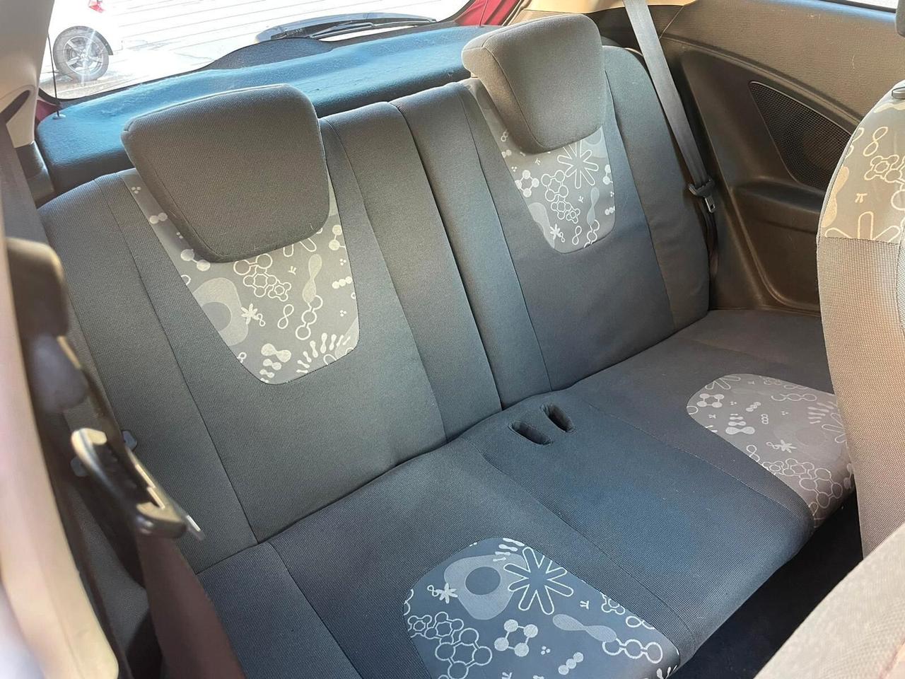 Ford Ka 1.2 8V 69CV Titanium OK NEOPATENTATI