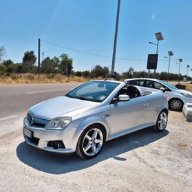 Opel Tigra TwinTop 1.4 16V First Edition
