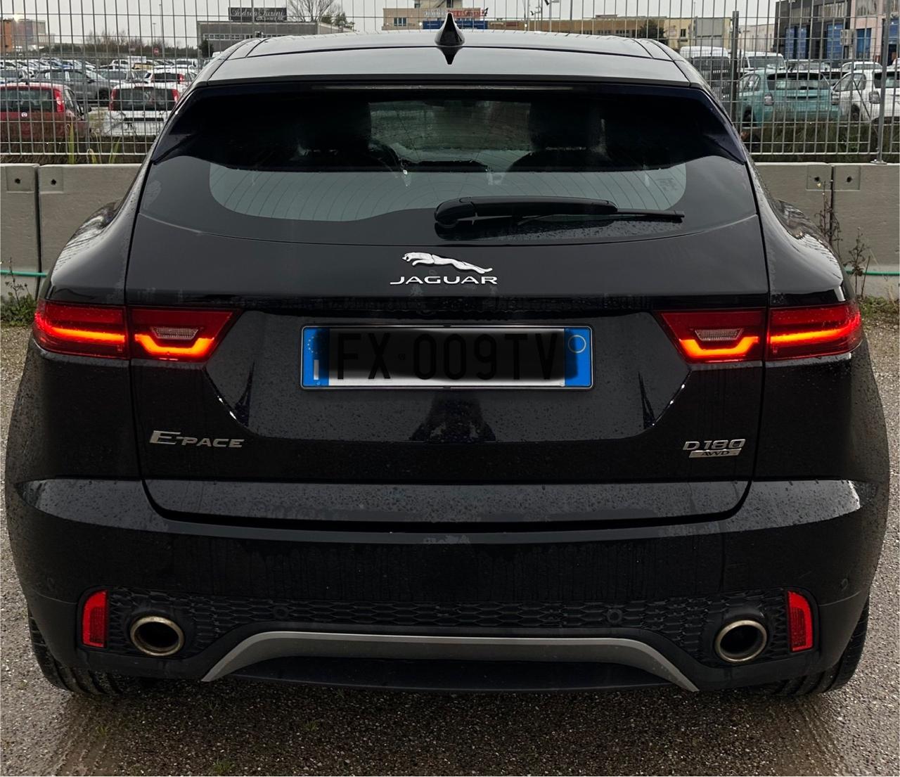 Jaguar E-Pace 2.0D 180 CV AWD aut. R-Dynamic HSE