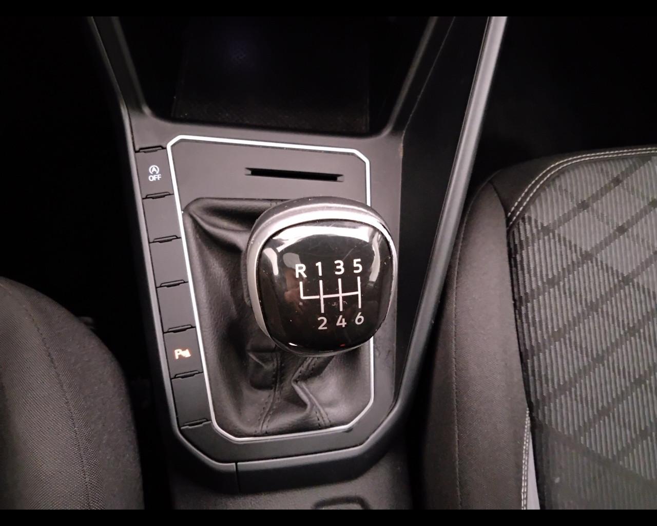 VOLKSWAGEN Taigo - Taigo 1.0 tsi R-Line 110cv