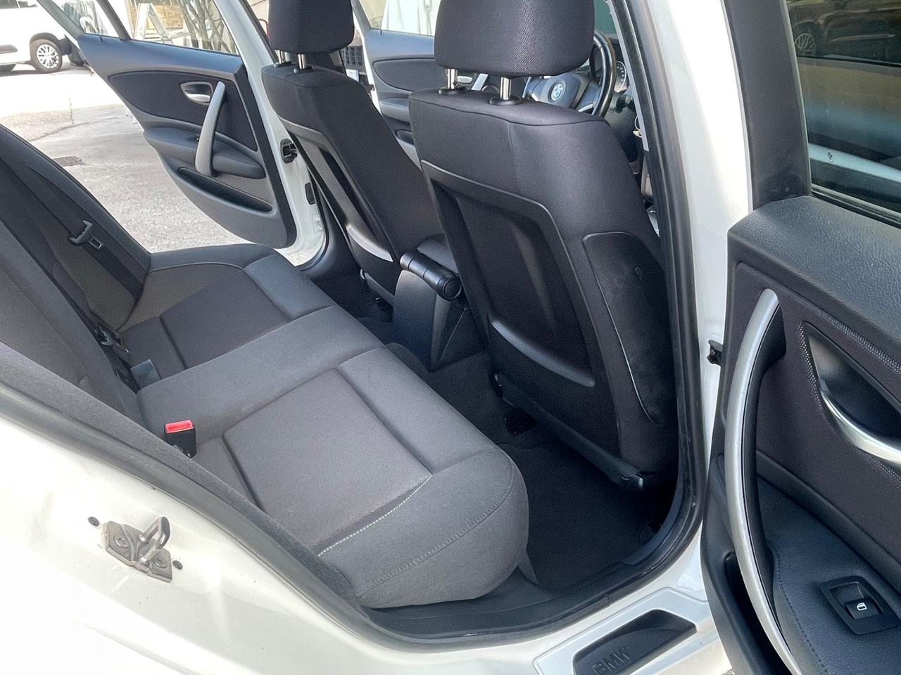 Bmw 118d cat 5 porte Attiva