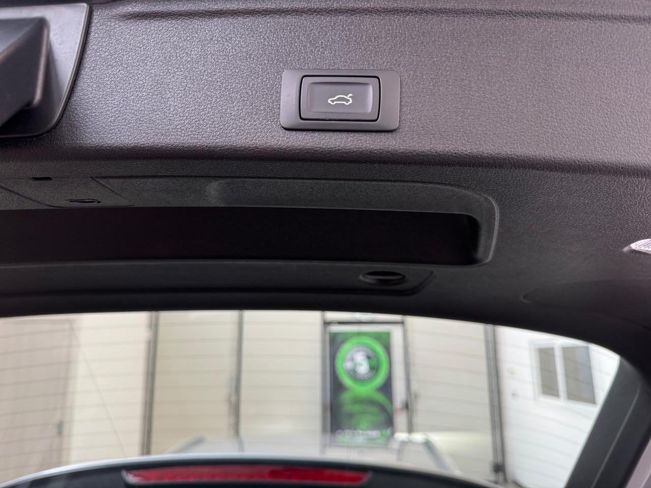 Audi A4 Avant 30 TDI/136 CV S tronic Business Advanced