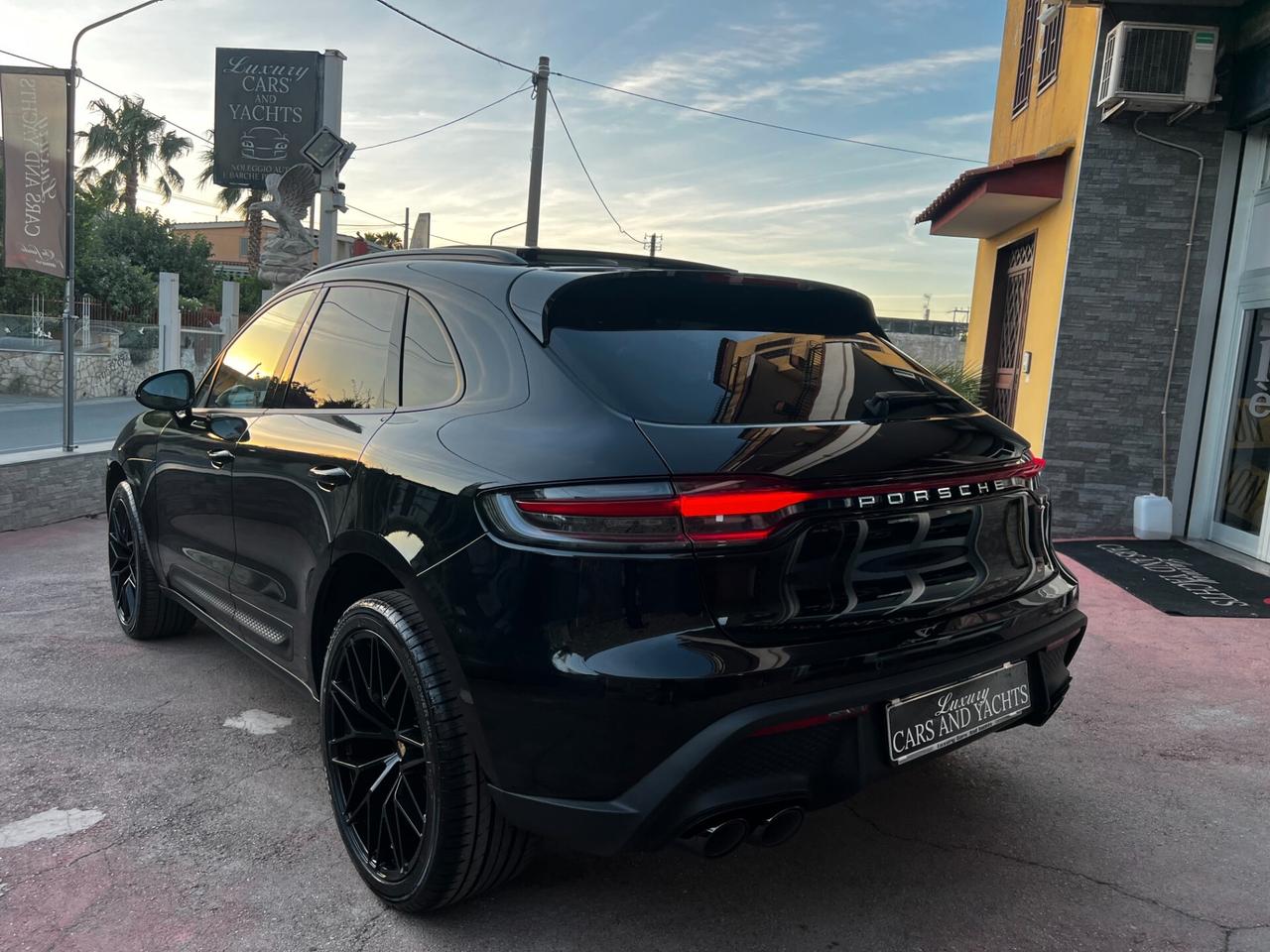 Porsche Macan 2.0 265- TOTAL BLACK-TETTO-2022