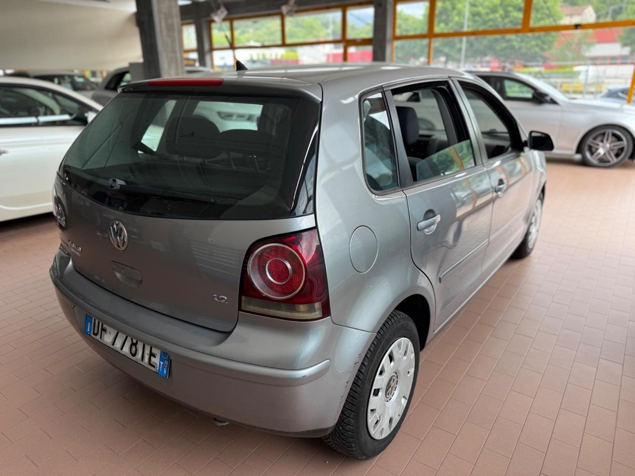 Volkswagen Polo 1.2benzina 64cv Neopatentati
