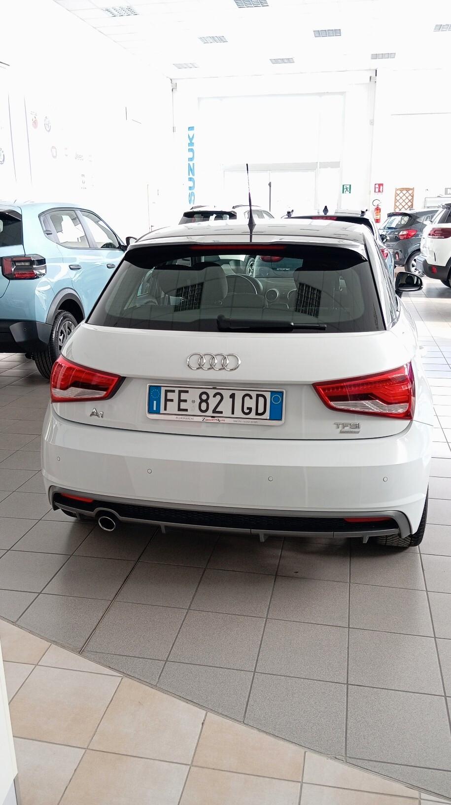 AUDI A1 1.0 BZ - OK NEOPATENTATI