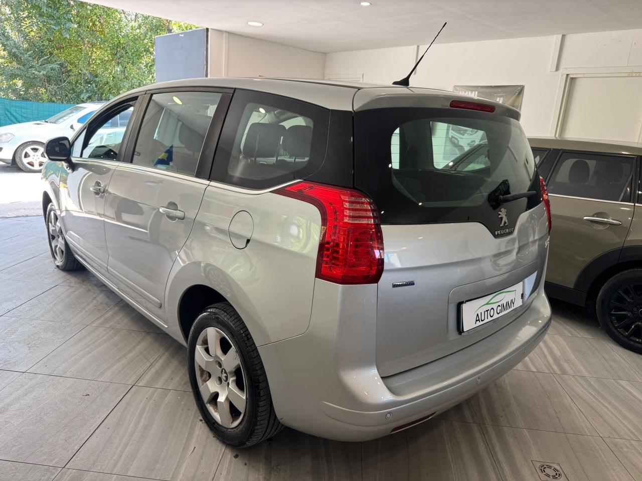 Peugeot 5008 1.6 DIESEL 7 POSTI ANNO 2016