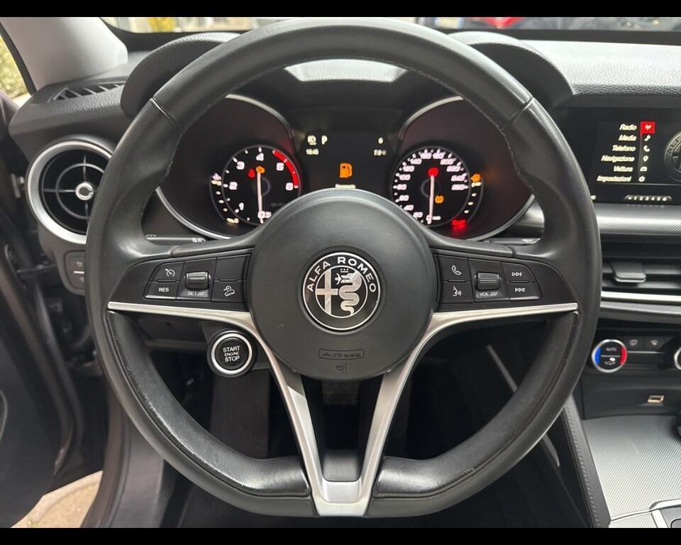 Alfa Romeo Stelvio 2.2 Turbo Business RWD Auto