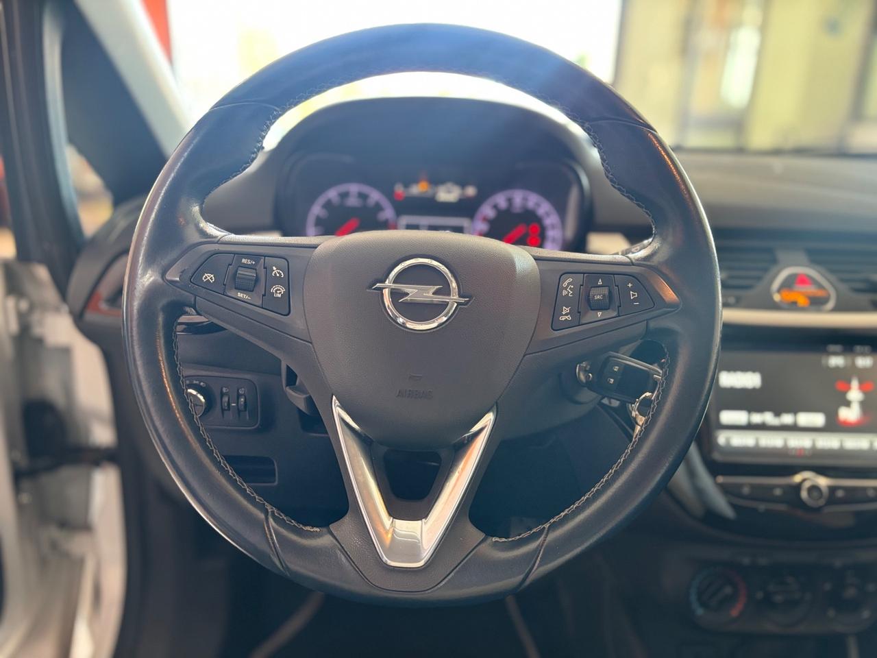 Opel Corsa 1.4 90CV GPL Tech 5 porte b-Color