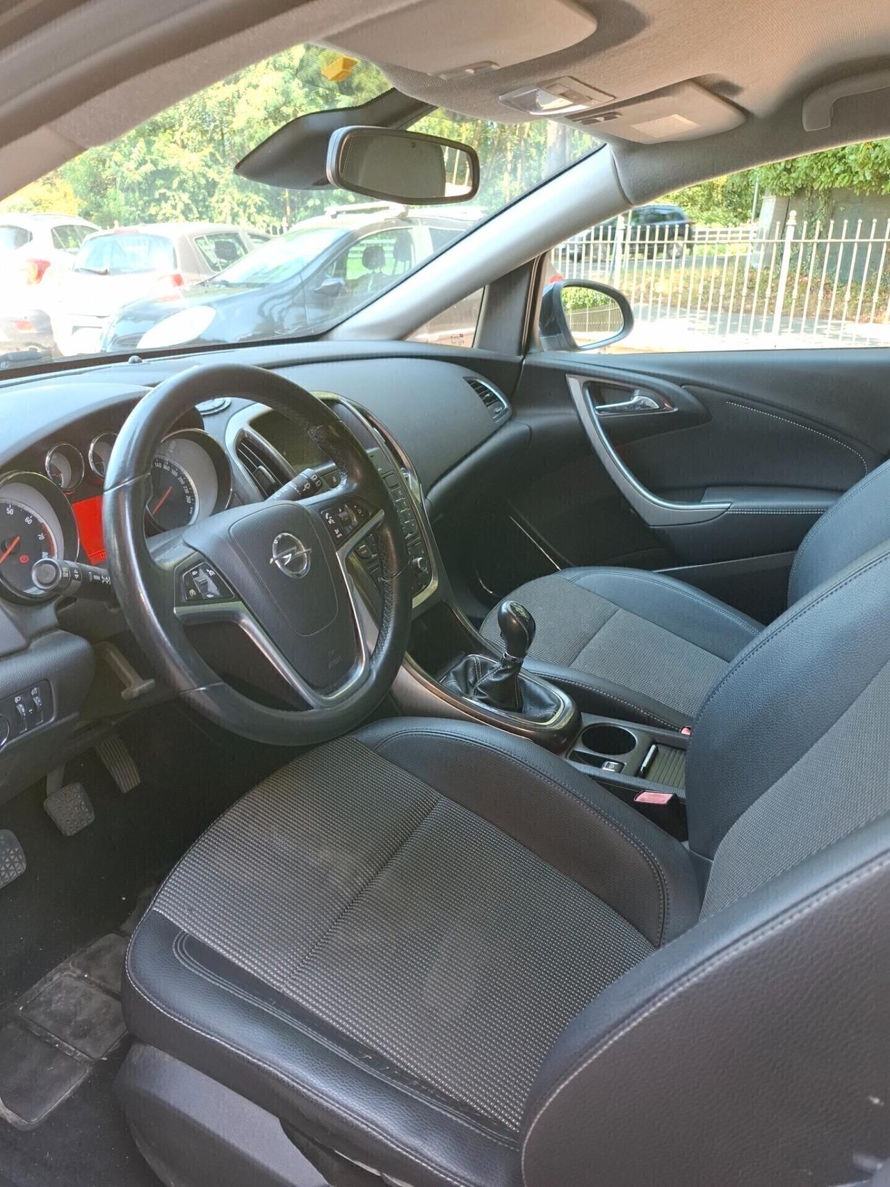 Opel Astra 1.4 Turbo 140CV Sports Tourer Cosmo