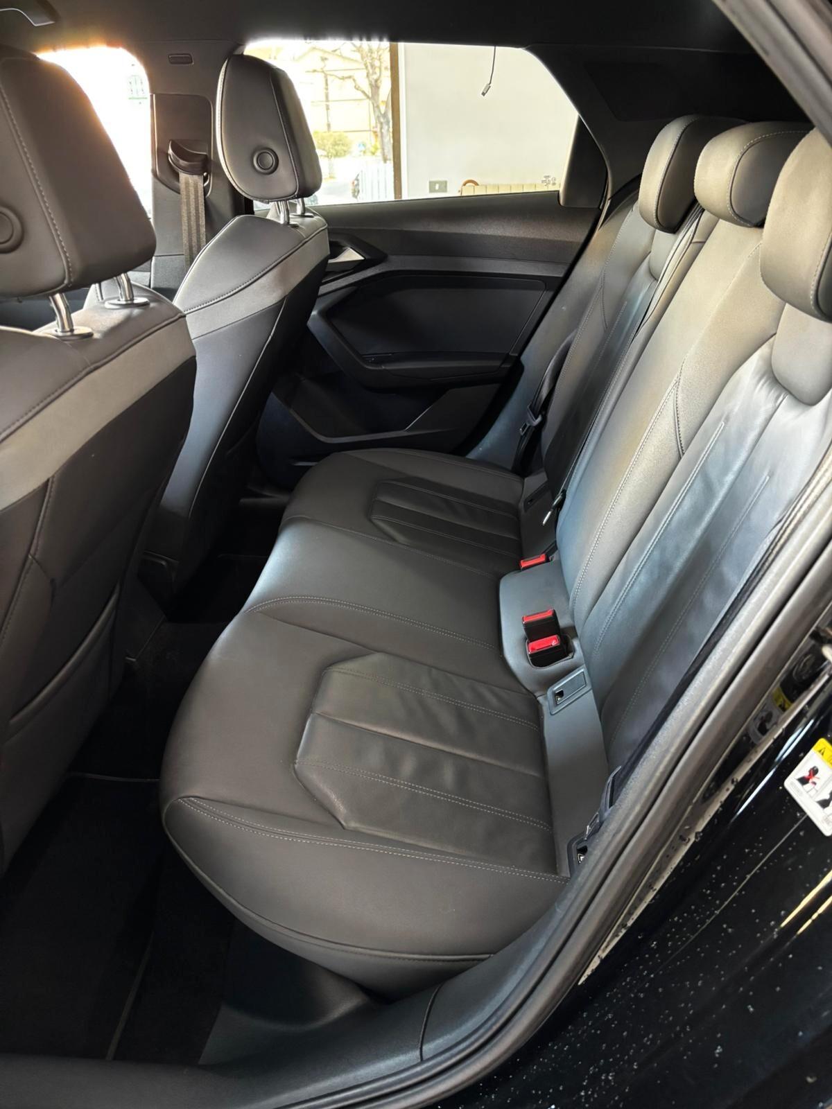 Audi A1 SPB 1.0 TFSI ultra S tronic