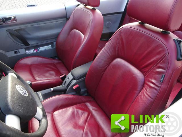 VOLKSWAGEN New Beetle 1.6 Cabrio RED EDITION