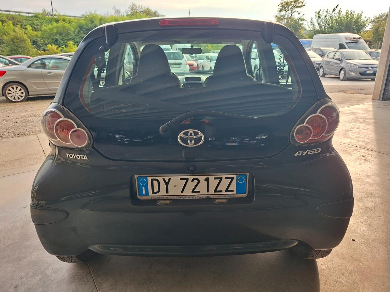 Toyota Aygo 1.0 5porte DA NEOPATENTATI
