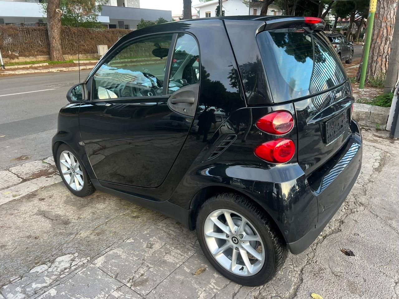 Smart ForTwo 1000 52 kW coupé pure