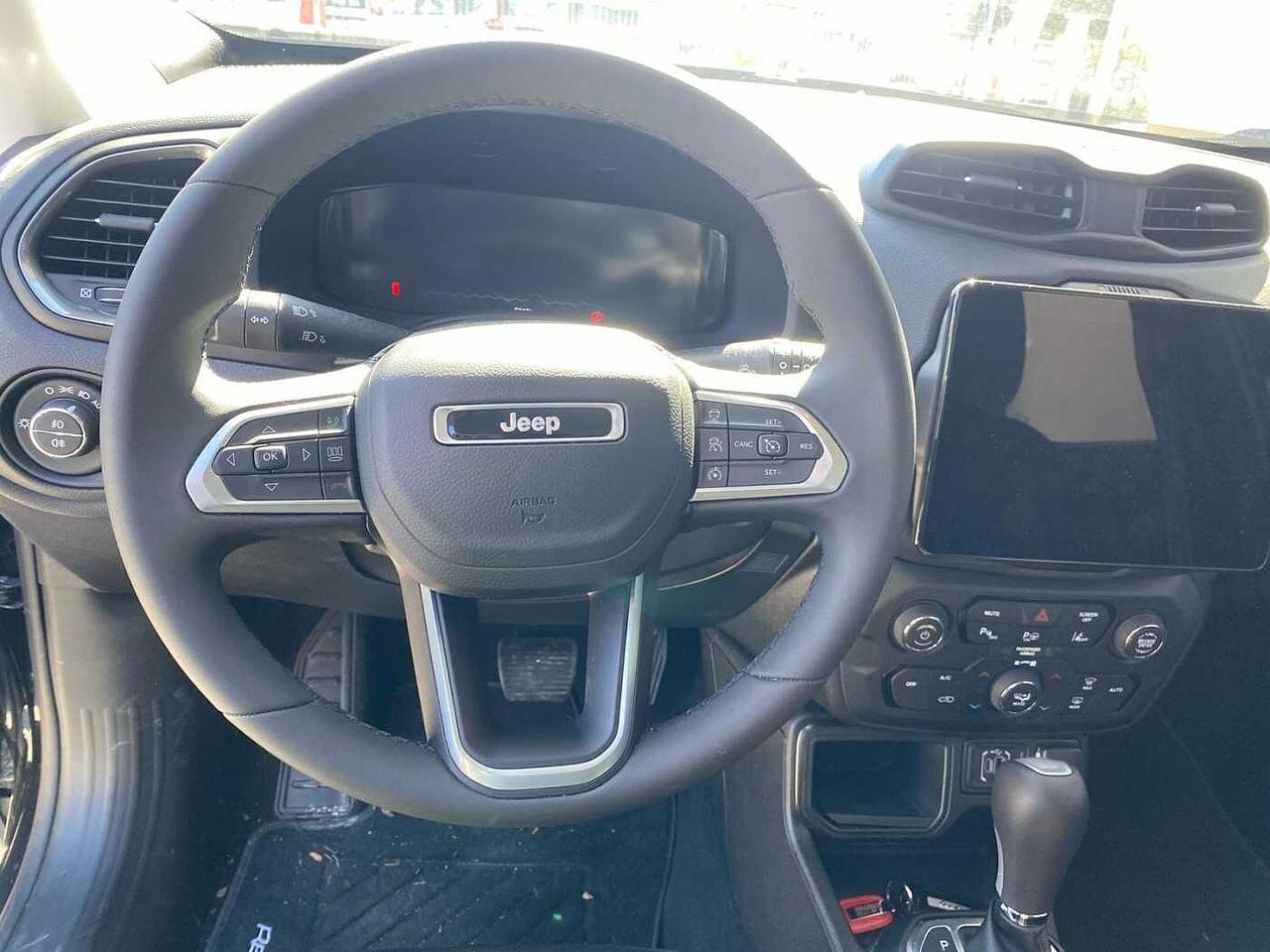 Jeep Renegade 1.5 Turbo T4 MHEV Altitude