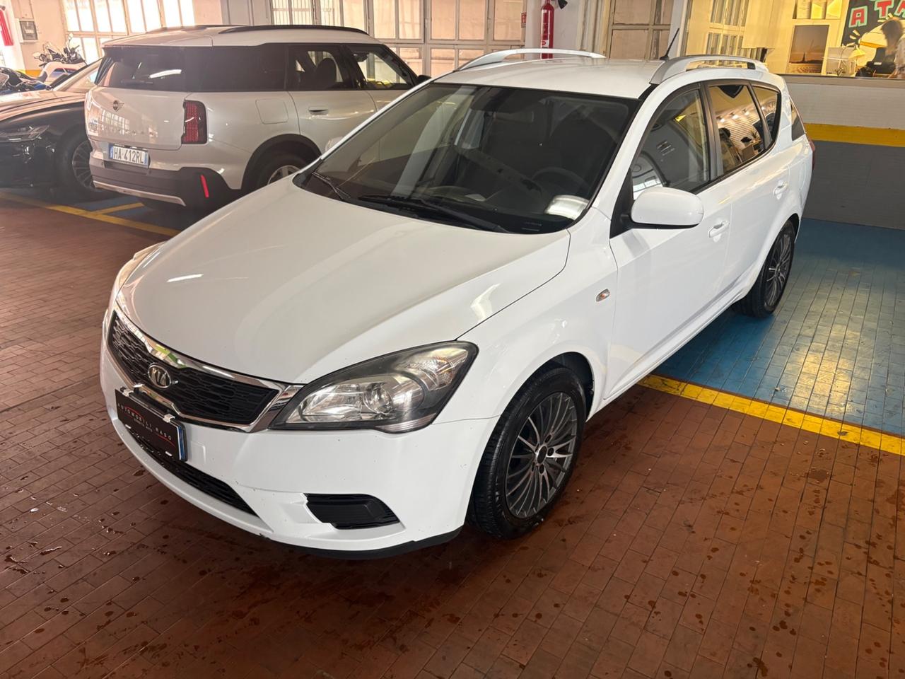 Kia Ceed cee'd Sp. Wag. 1.6 CRDi VGT 90CV LX NO GARANZIA...!!!!!