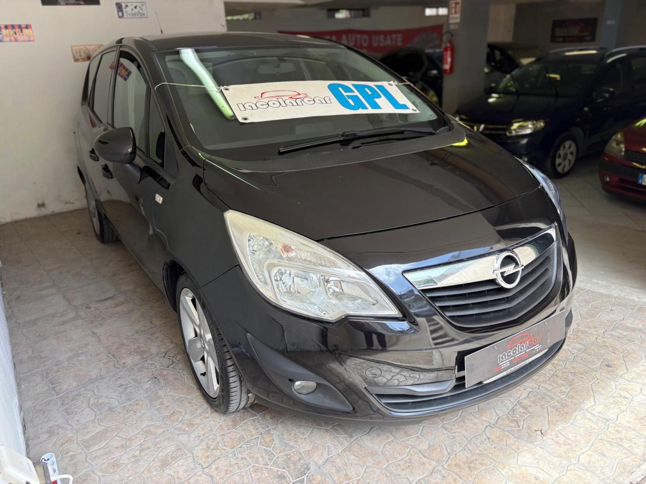 Opel Meriva 1.4 16V GPL-TECH Club