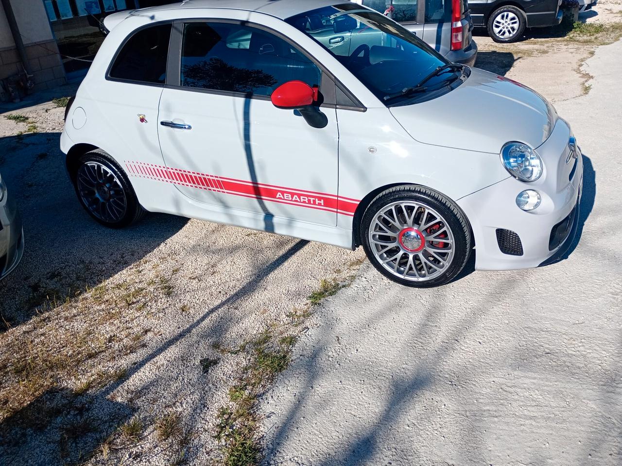 Abarth 500 1.4 Turbo T-Jet MTA Custom