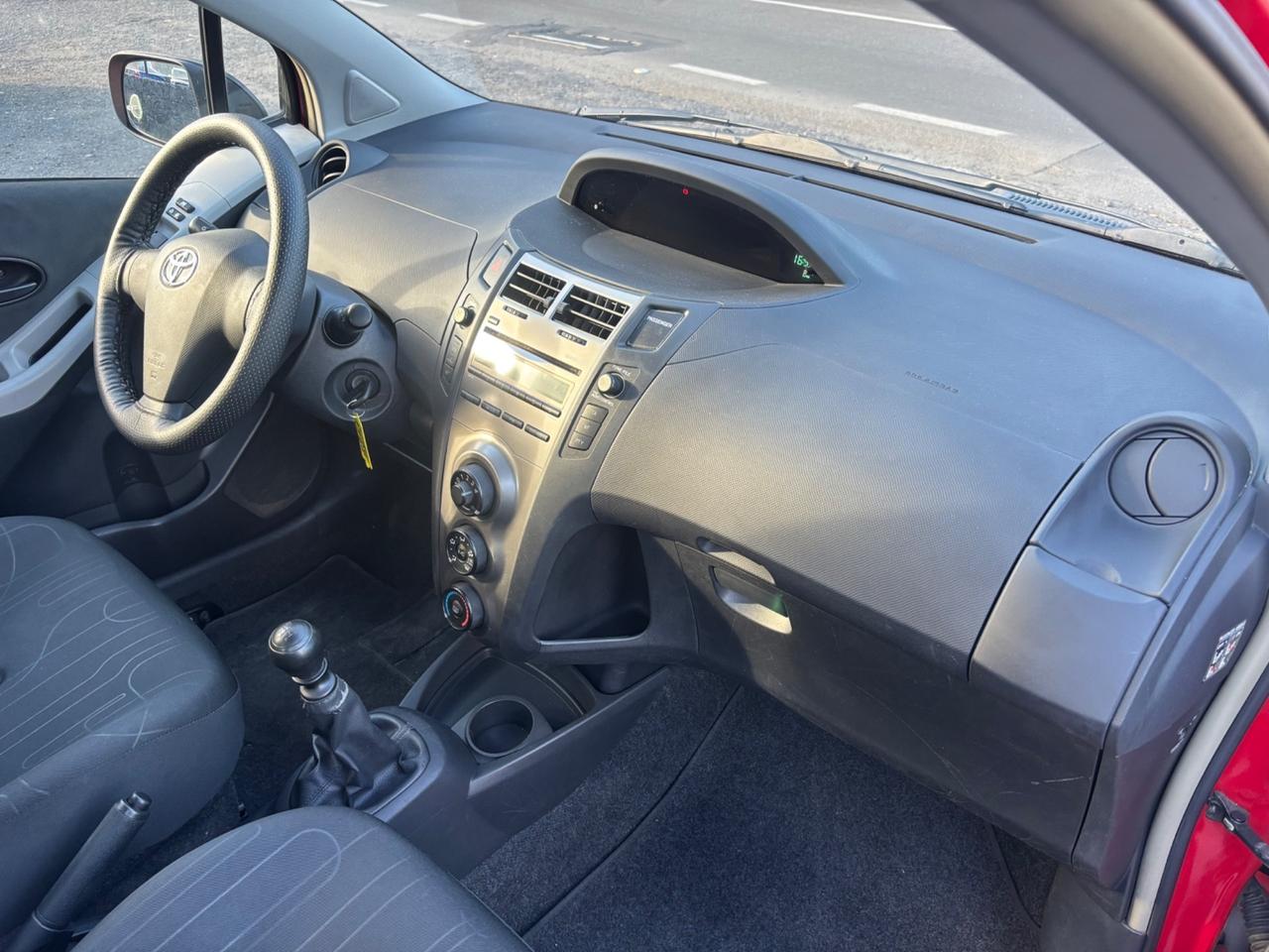 Toyota Yaris 1.4 D-4D DPF 5 porte