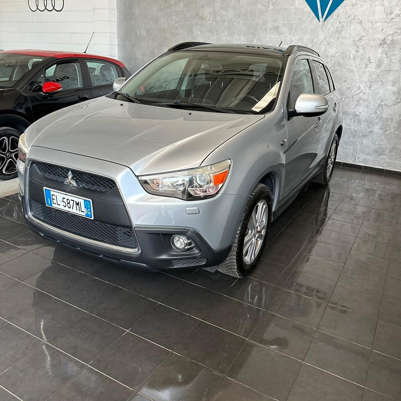 Mitsubishi ASX 1.6 2WD Intense Panoramic