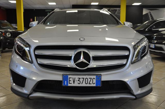 MERCEDES-BENZ GLA 200 CDI Automatic 4Matic PremiumE6* AMGTELC/XENO/PDC*