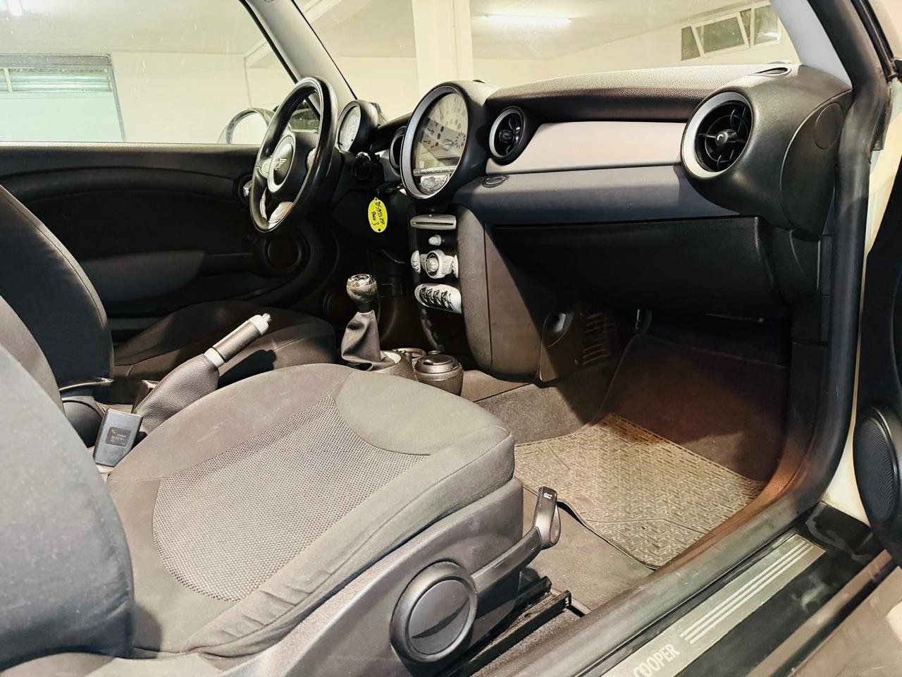 Mini Mini 1.6 16V COOPER D 110 CV*NEOPATENTATI*