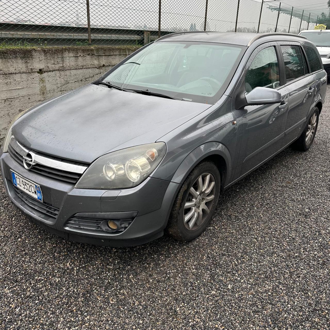 Opel Astra 1.9 CDTI 120CV Station Wagon Cosmo