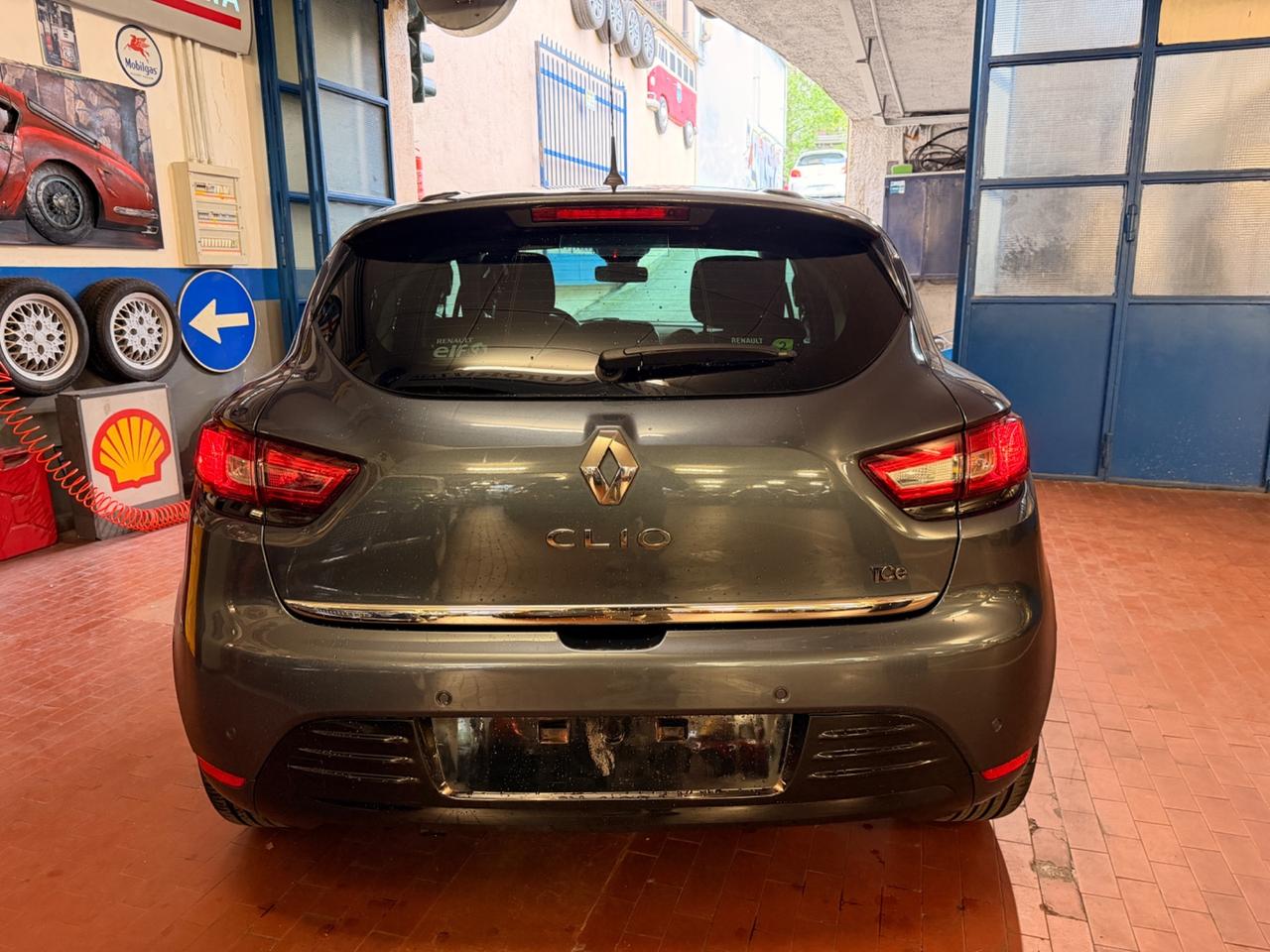 Renault Clio TCe 12V 90CV Start&Stop 5 porte Energy Intens