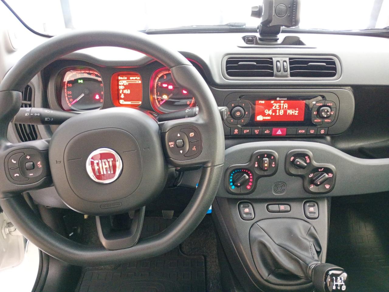 Fiat Panda 1.2 , 5 Posti, Blue tooth , sensori di parcheggio