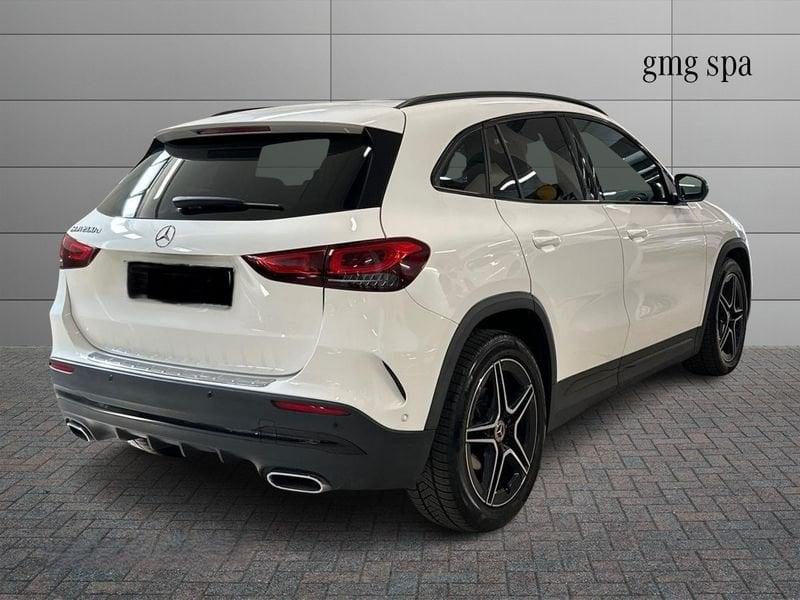 Mercedes-Benz GLA 200 d Premium auto