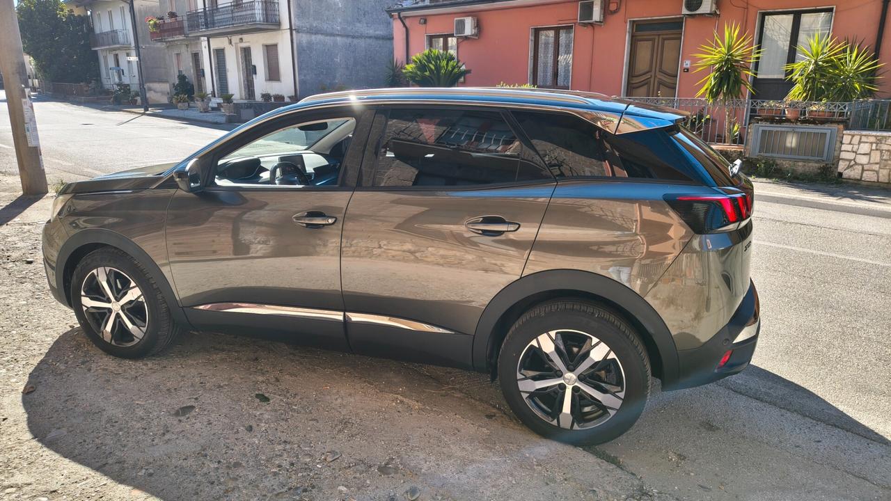 Peugeot 3008 BlueHDi 120 S&S Allure