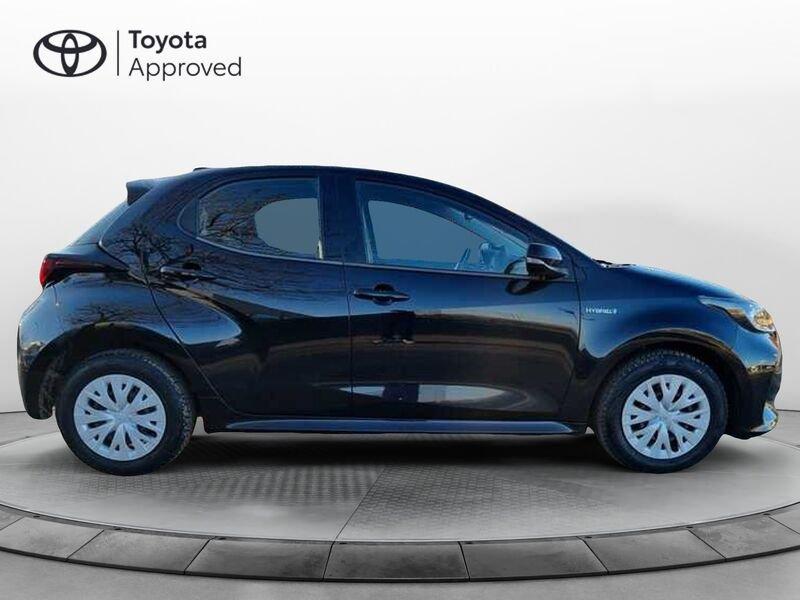 Toyota Yaris 1.5 hybrid Active