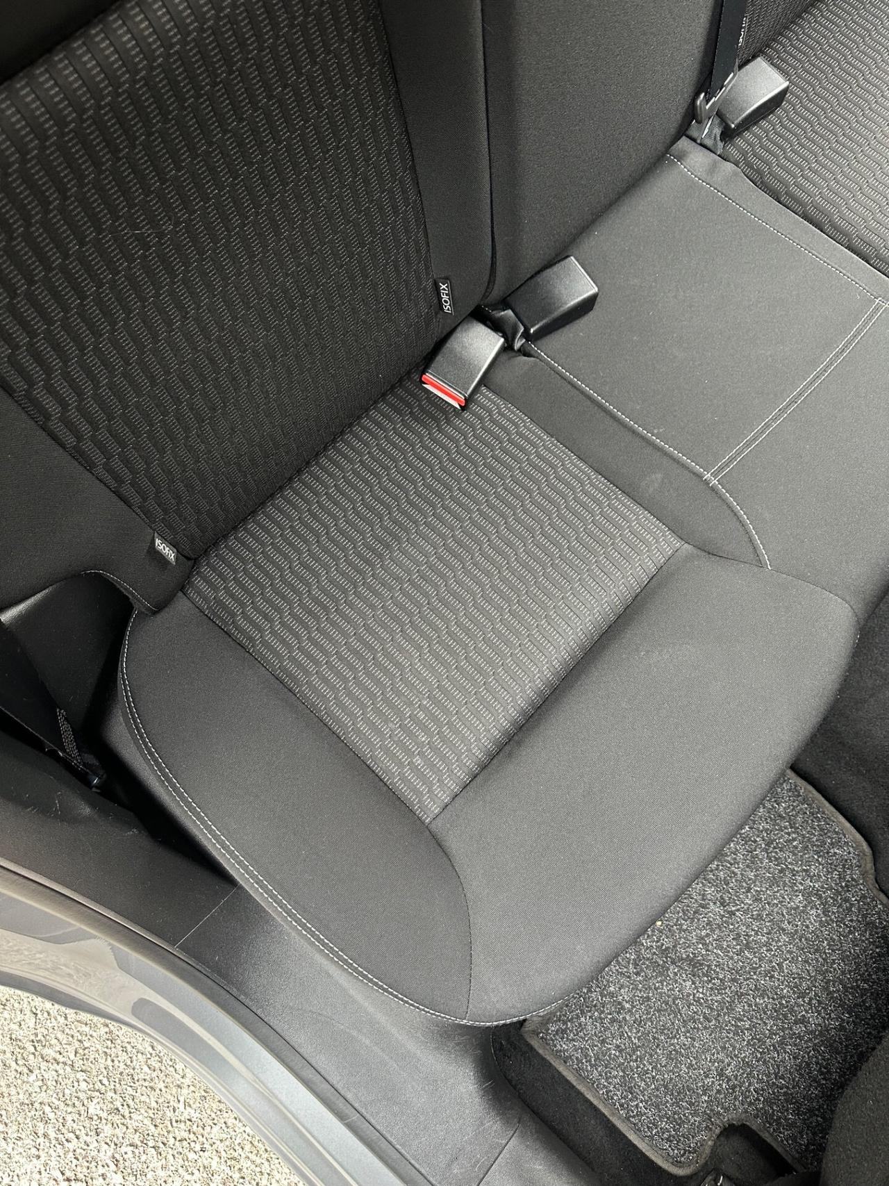 Peugeot 208 1.5 BlueHDi 100cv 5p. Allure