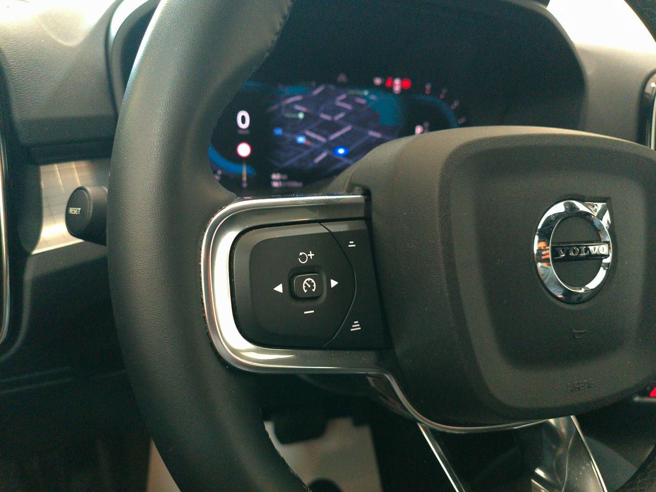 Volvo XC40 B3 automatico Core