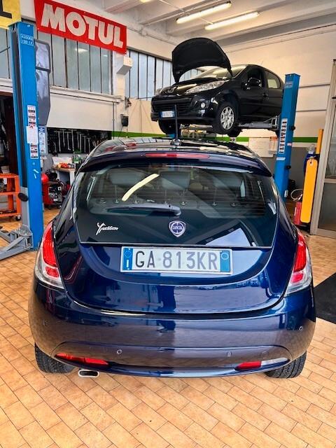 Lancia Ypsilon 1.2 69 CV 5 porte S&S Gold