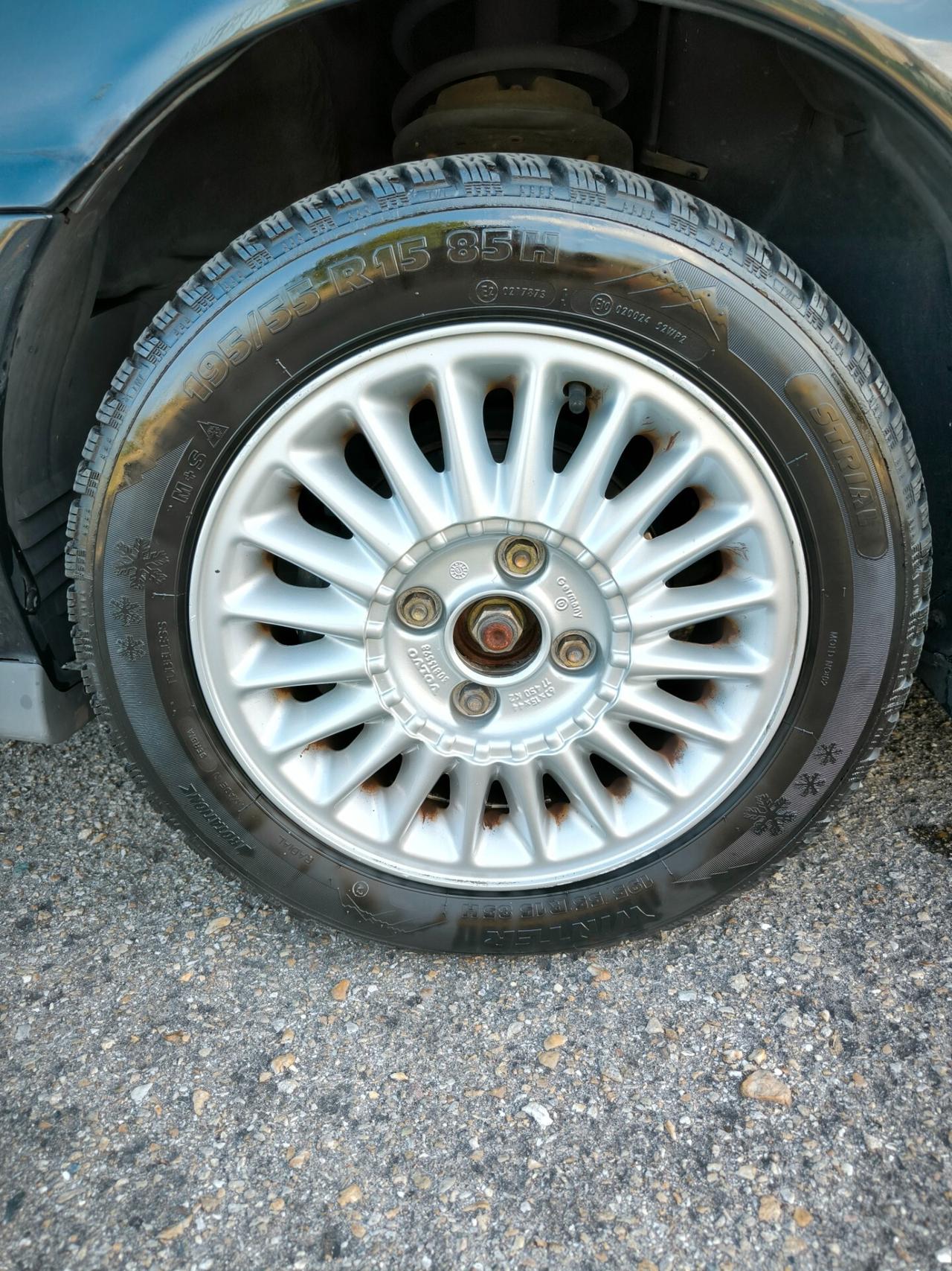 Volvo V40 2.0 16V cat