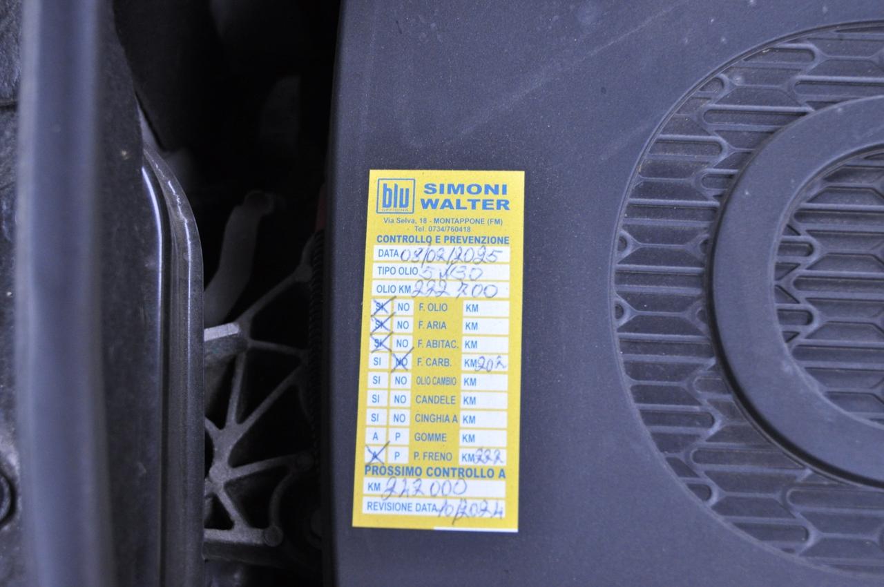 Mini Cooper D Countryman 1.6 Business ALL4 NEOPATENTATI