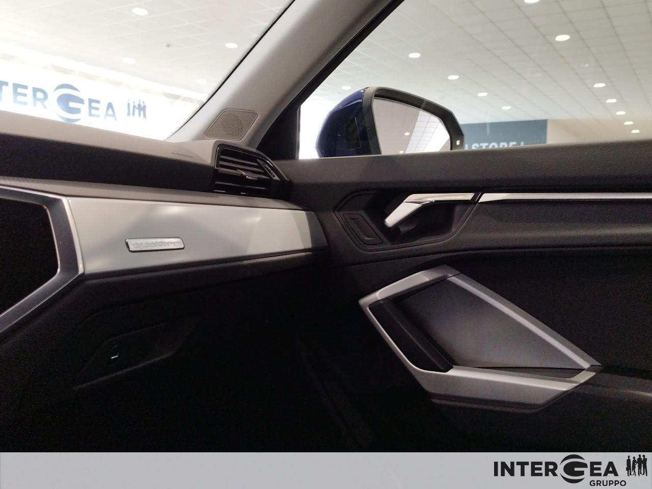 AUDI Q3 Sportback 35 2.0 tdi Business Plus quattro s-tronic
