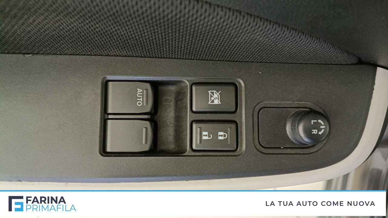 SUZUKI Swift VI 2017 - Swift 1.2h Cool 2wd