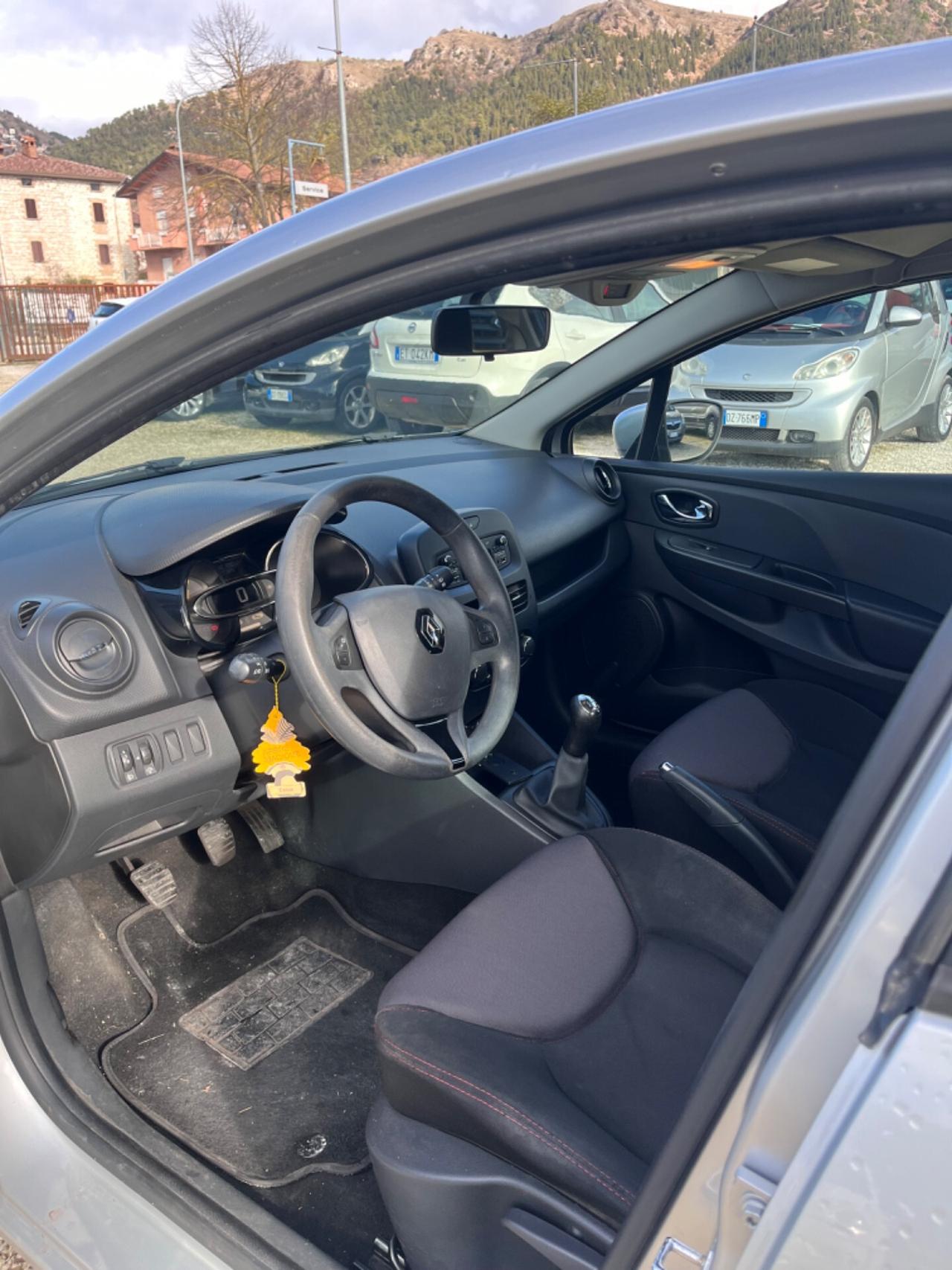 Renault Clio 1.5 Diesel 75CV 5 porte 2015 PERFETTA