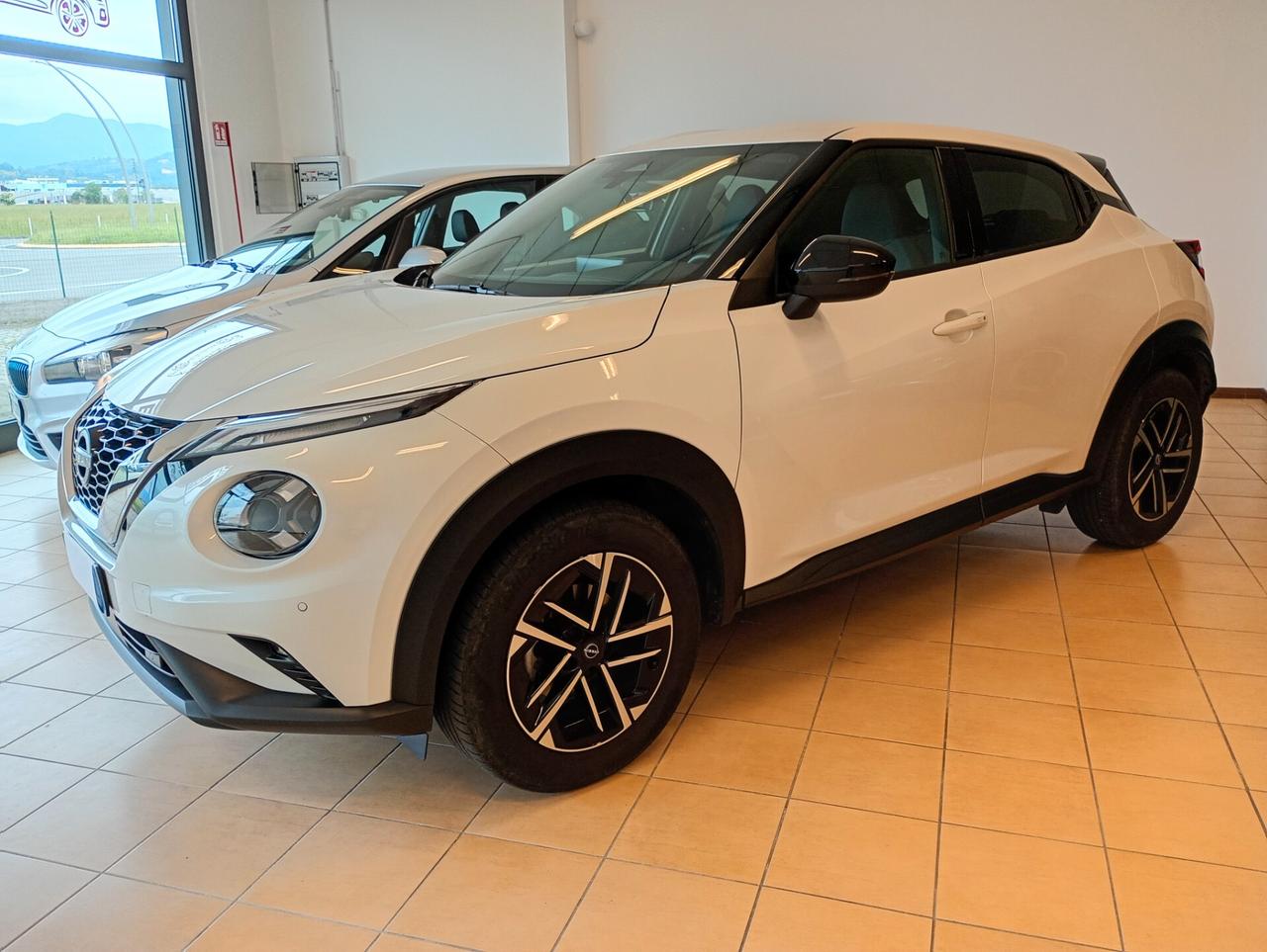 Nissan Juke 1.0 DIG-T 114 CV N-Connecta