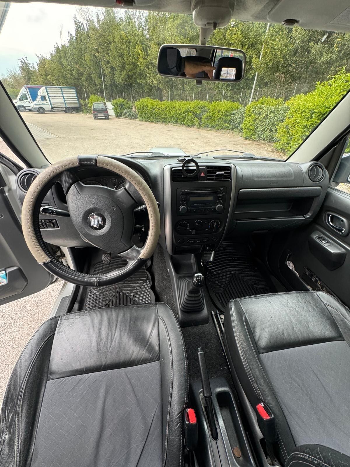 Suzuki Jimny 1.5 DDiS cat 4WD JLX