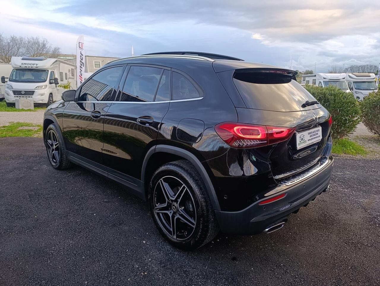 Mercedes Classe GLA 180 d Premium Tettuccio Apribile