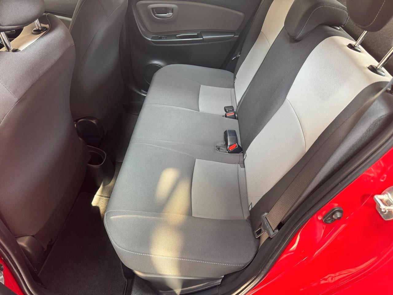 Toyota Yaris 1.5 Hybrid 5 porte Active