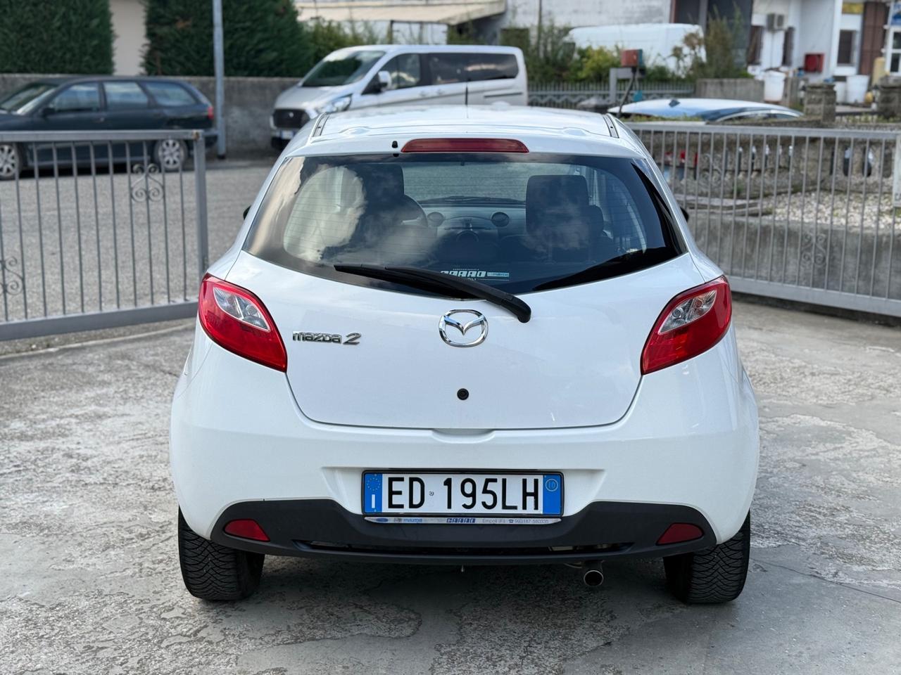 Mazda 2 1.3 Benzina 75CV 5p. 2010 Neopatentati