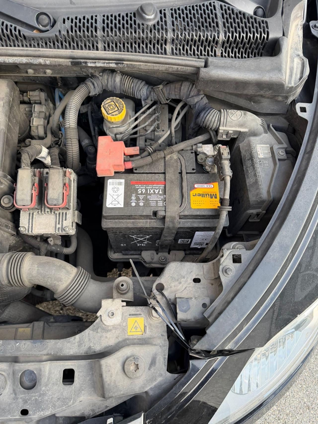 LANCIA Y 1.2 Platinum VENDUTA abbinata con CLASSE B