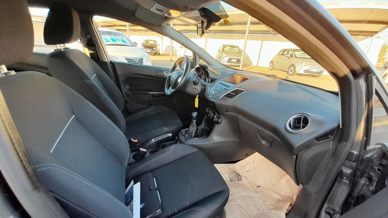 Ford Fiesta 1.4 5p. Bz.- GPL Titanium